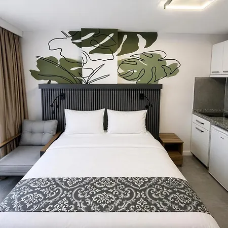 Hotel D'premium *